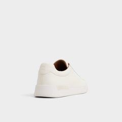 Cup sole Seeger in White - Low top sneaker