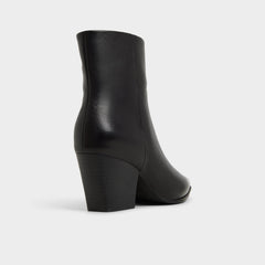 Block heel Shanah in Black - Ankle boot