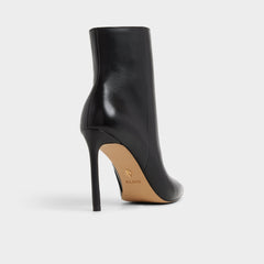 Stiletto heel Guavaberry in Black - Ankle boot