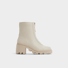 Lug sole Merielle in Other White - Ankle boot