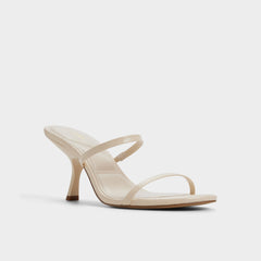 Avelinda in Cream - Heeled mule