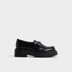 Lug sole Miravelle in Black - Loafer
