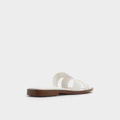 Itsandalb in White - Slide sandal
