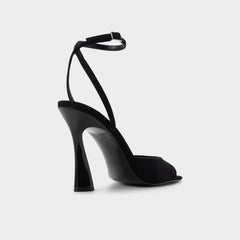 Alisonn in Open Black -