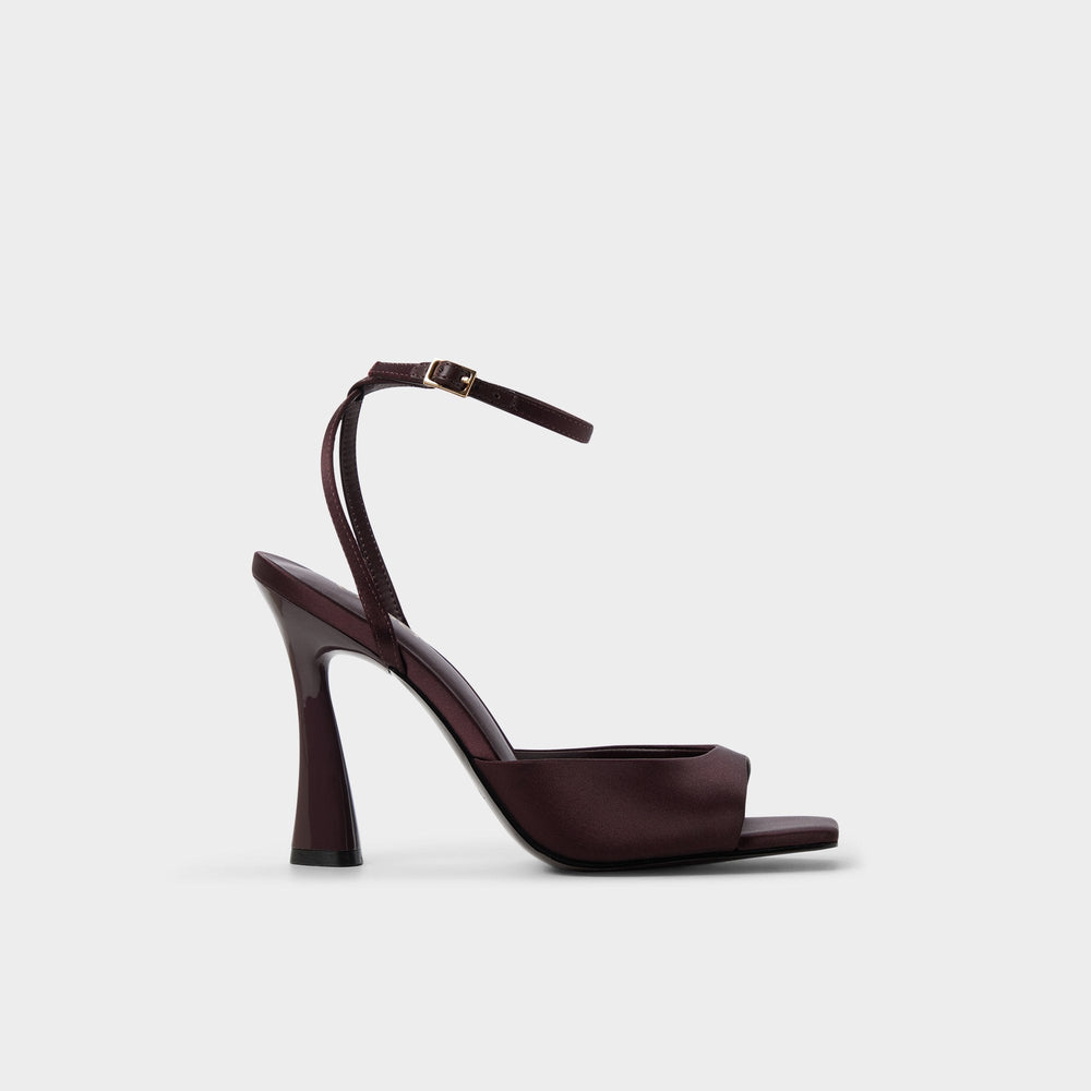 Alisonn in Brown -