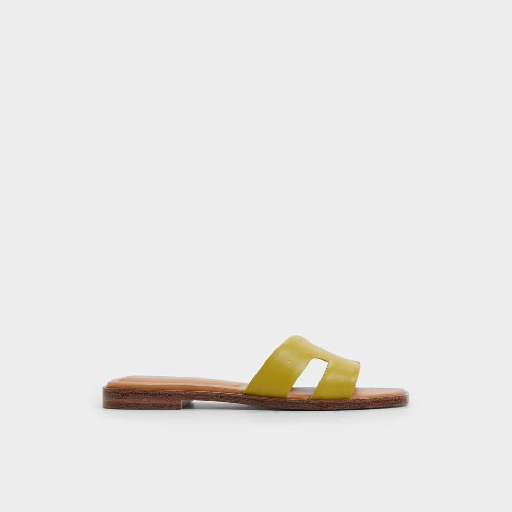 Itsandal in Other Yellow - Slide sandal