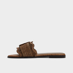 Wavysally in Light Brown - Slide sandal