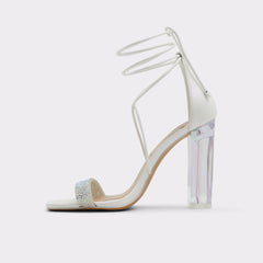Onardonia in Open Natural - Strappy sandal Block heel