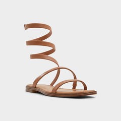 Spinella in Medium Brown - Strappy flat sandal
