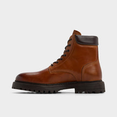 Lug sole Draco in Cognac - Combat boot