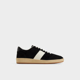 Roscoe in Black 14161308 - Low top sneaker Cup sole