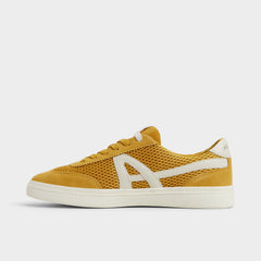 Clubtrainer Medium Yellow Men's Low top - Low top sneaker Cup sole