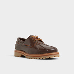 Lug sole Finn in Medium Brown - Boat shoe