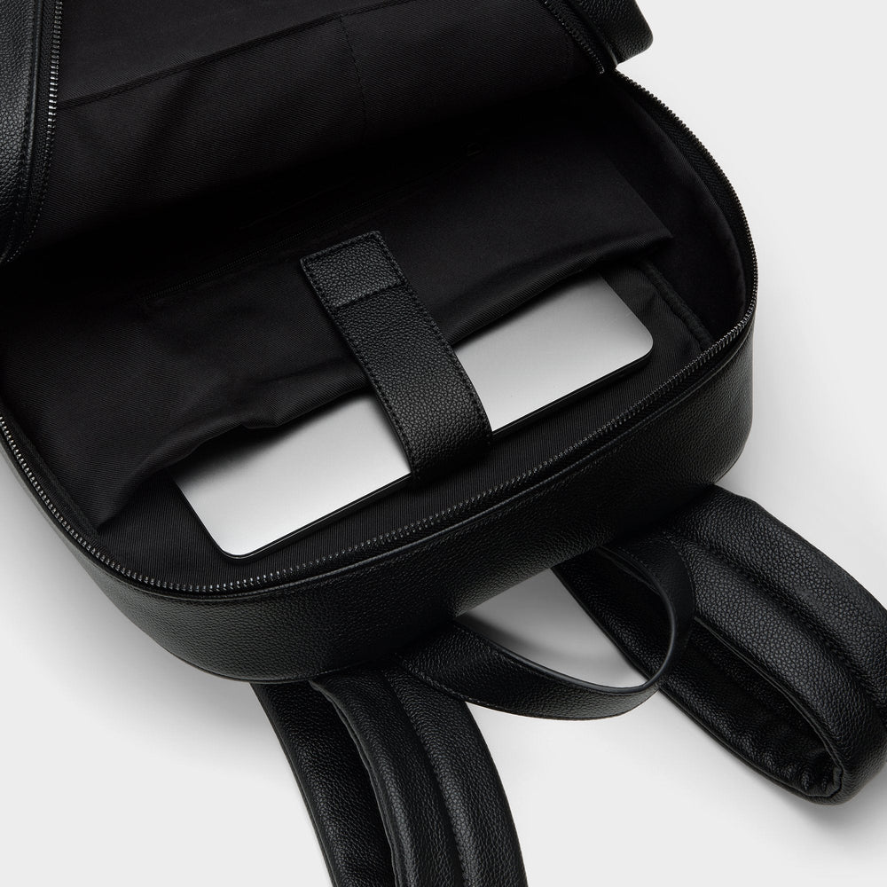 Braliwynn in Other Black - Backpack