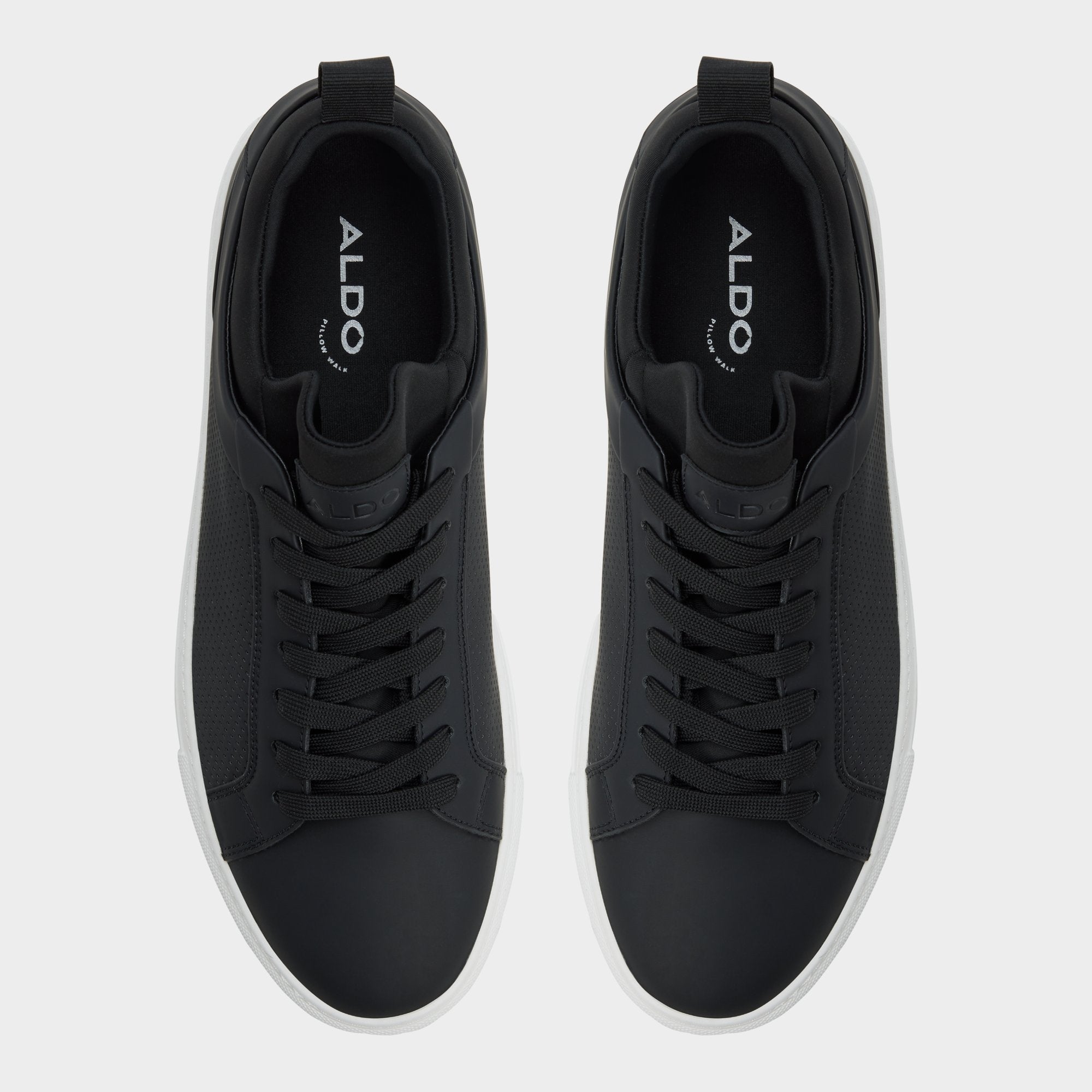 Xavier in Black 14204478 - Low top sneaker