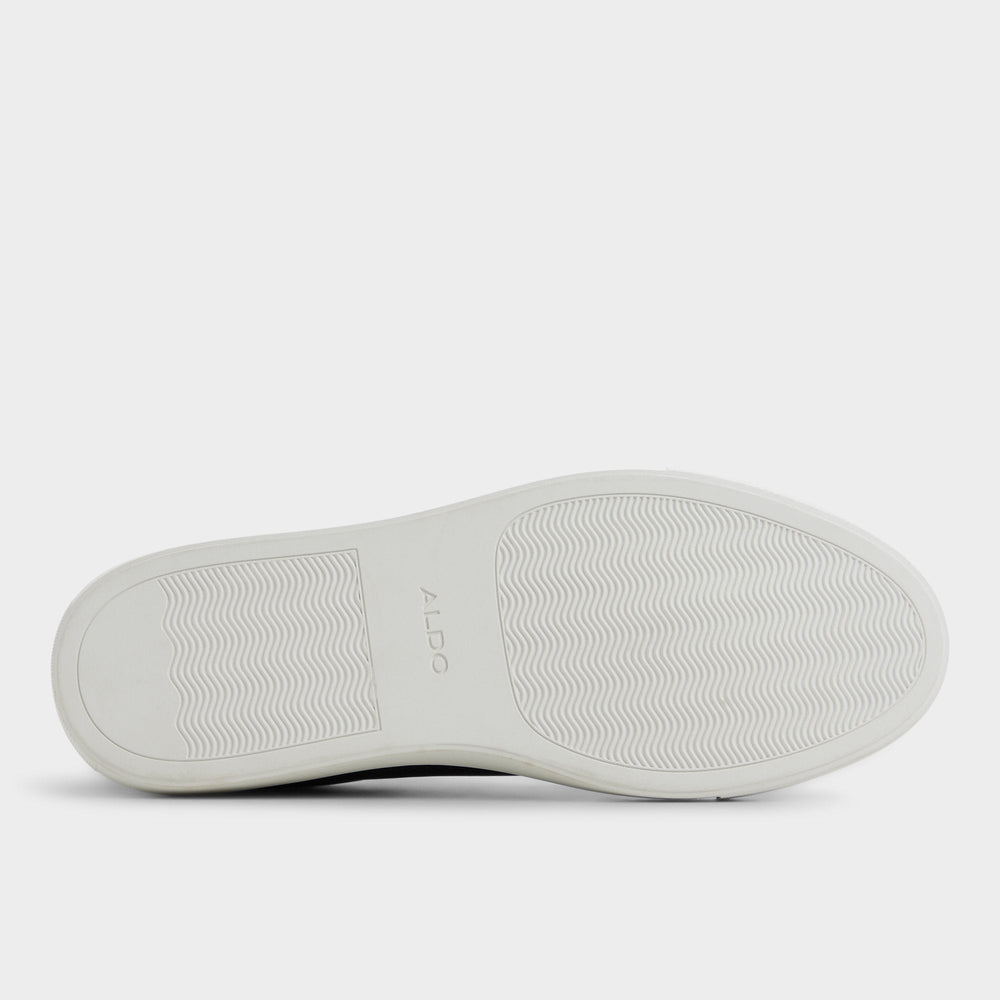 Xavier in Black 14204478 - Low top sneaker