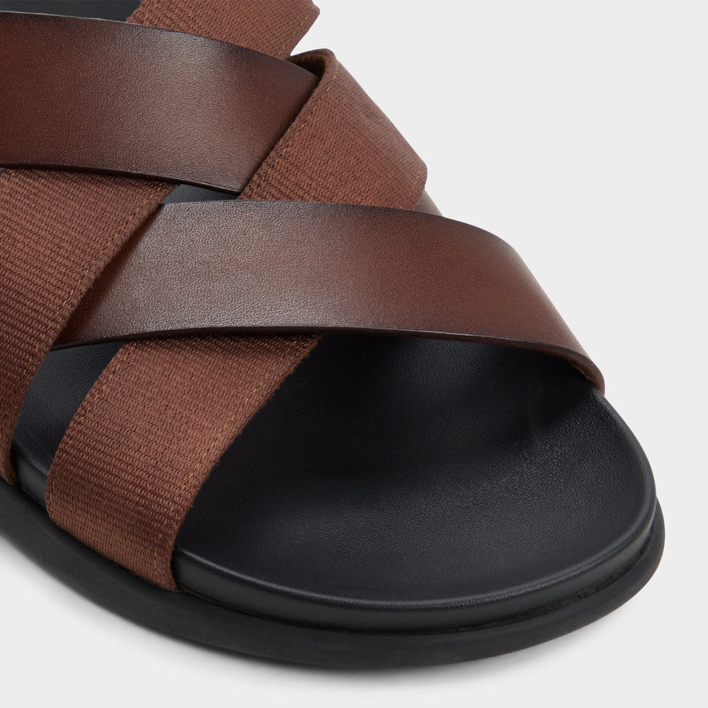 Florian in Dark Brown - Slide sandal