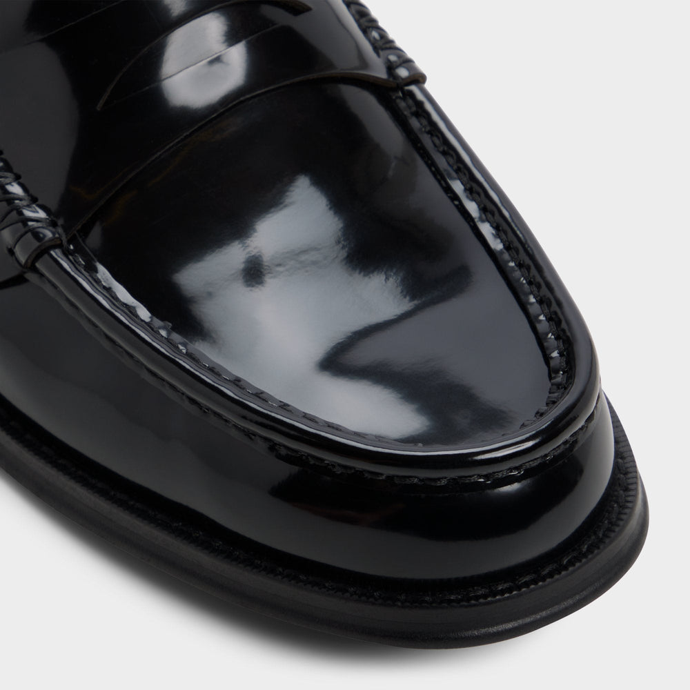 Ludovik in Black - Loafer