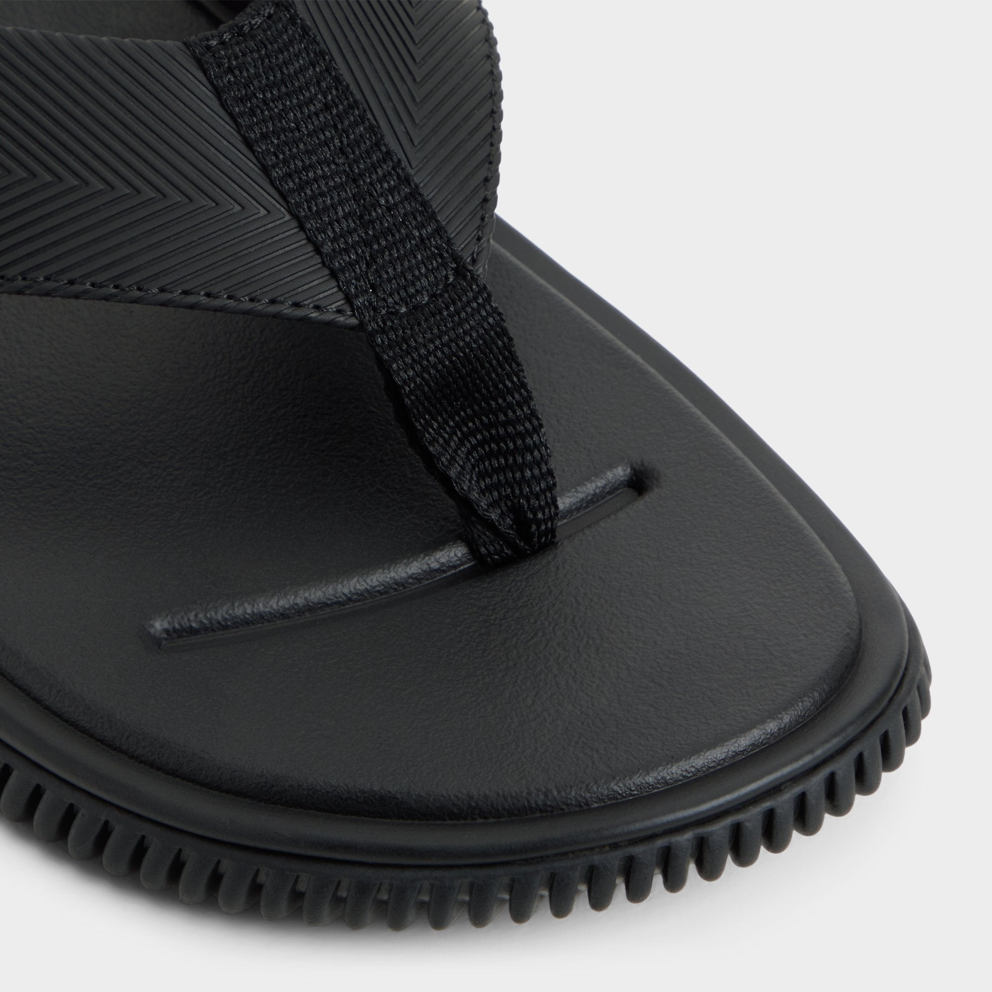 Riptide in Other Black - Flip flop
