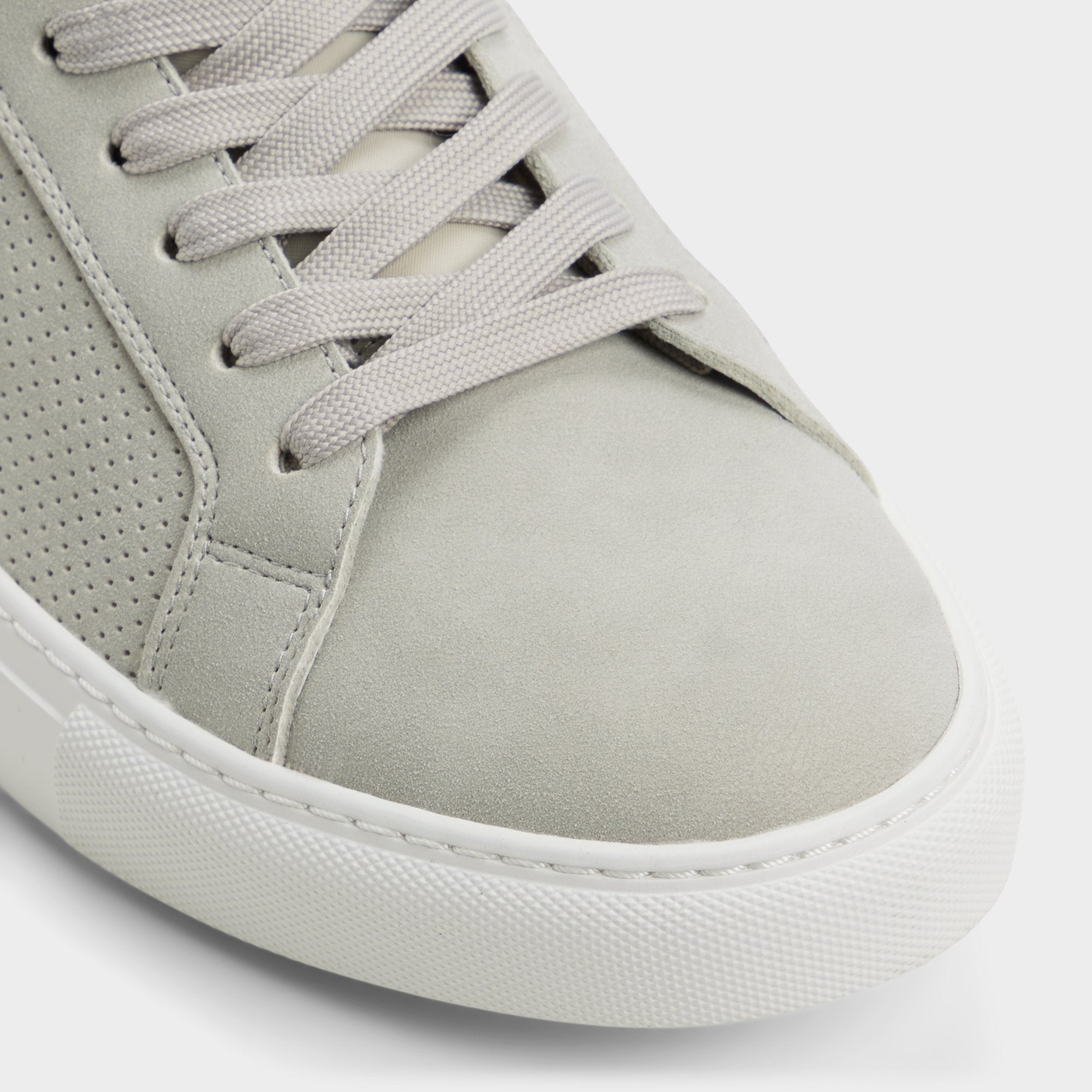 Xavier in Light Grey - Low top sneaker