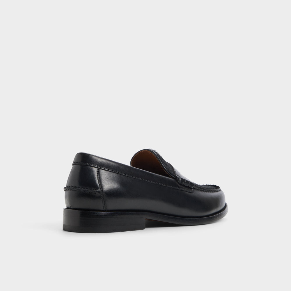 Jarom in Open Black - Loafer