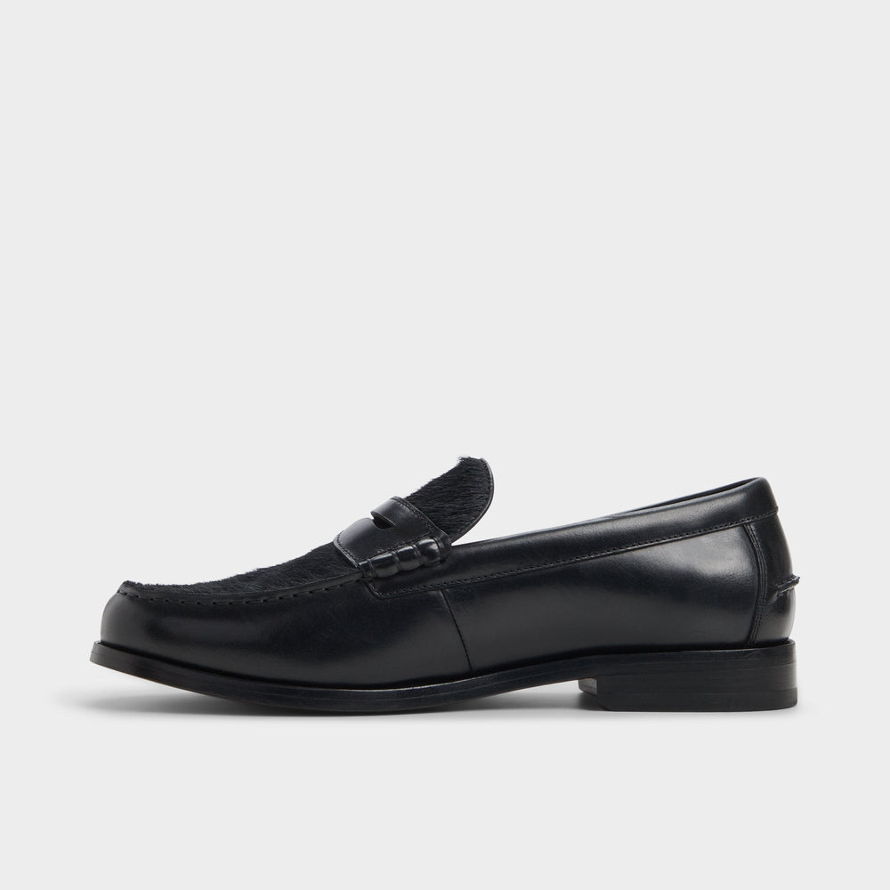 Jarom in Open Black - Loafer