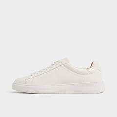 Cup sole Seeger in White - Low top sneaker