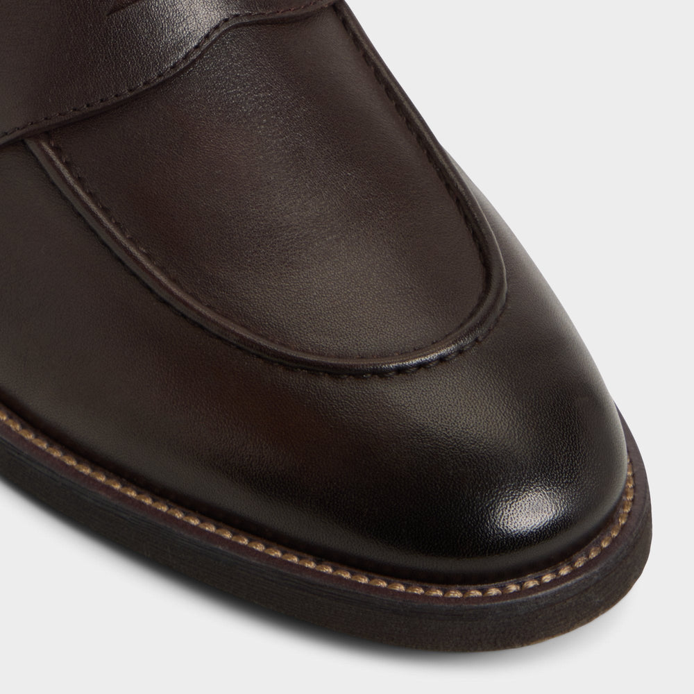 Mack in Dark Brown - Loafer