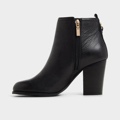 Block heel Noemia in Black - Ankle boot