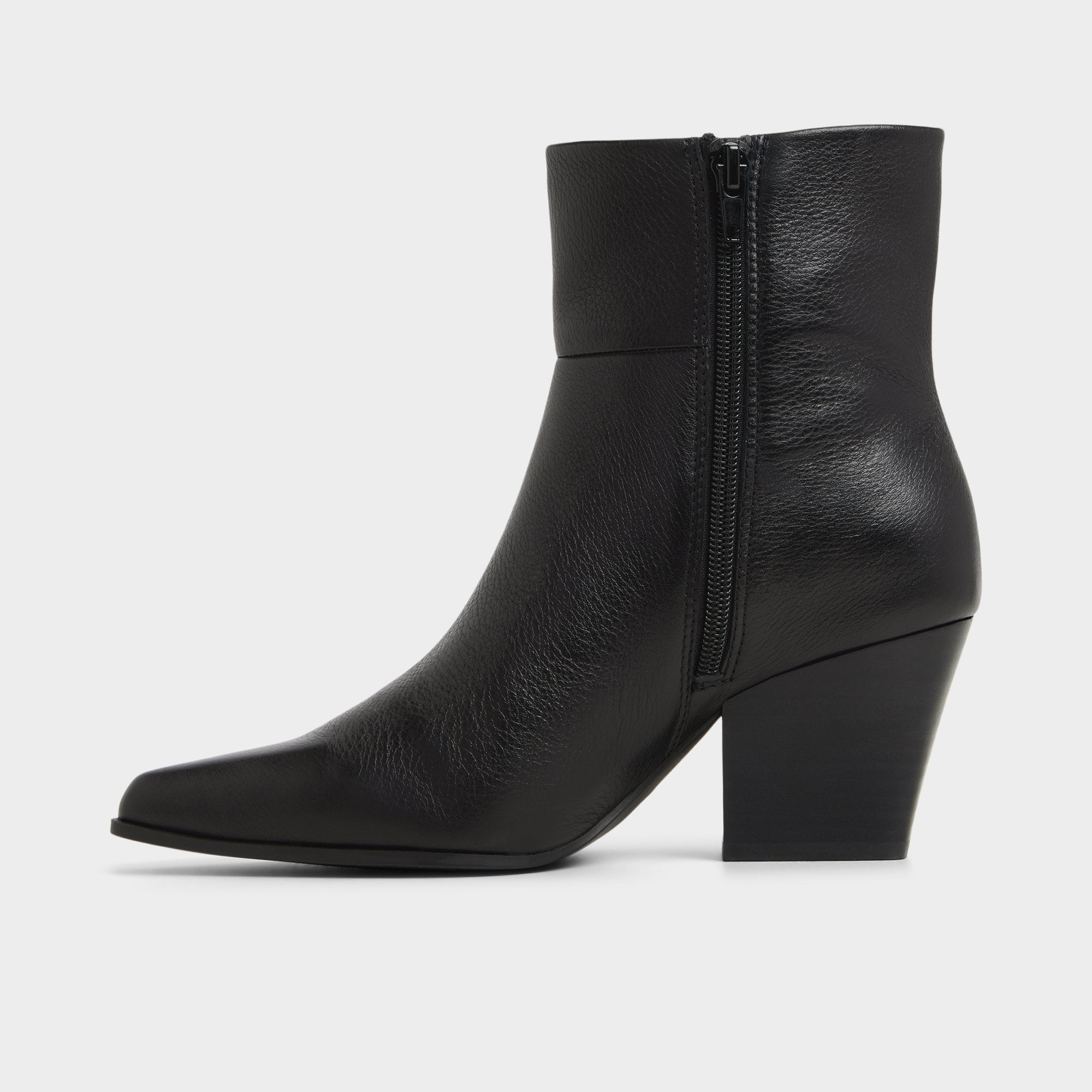 Block heel Shanah in Black - Ankle boot