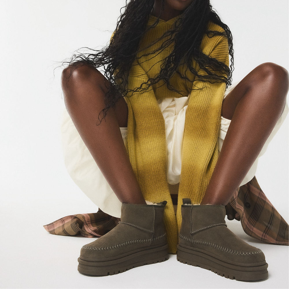 Milanie in Dark Green - Ankle boot Lug sole