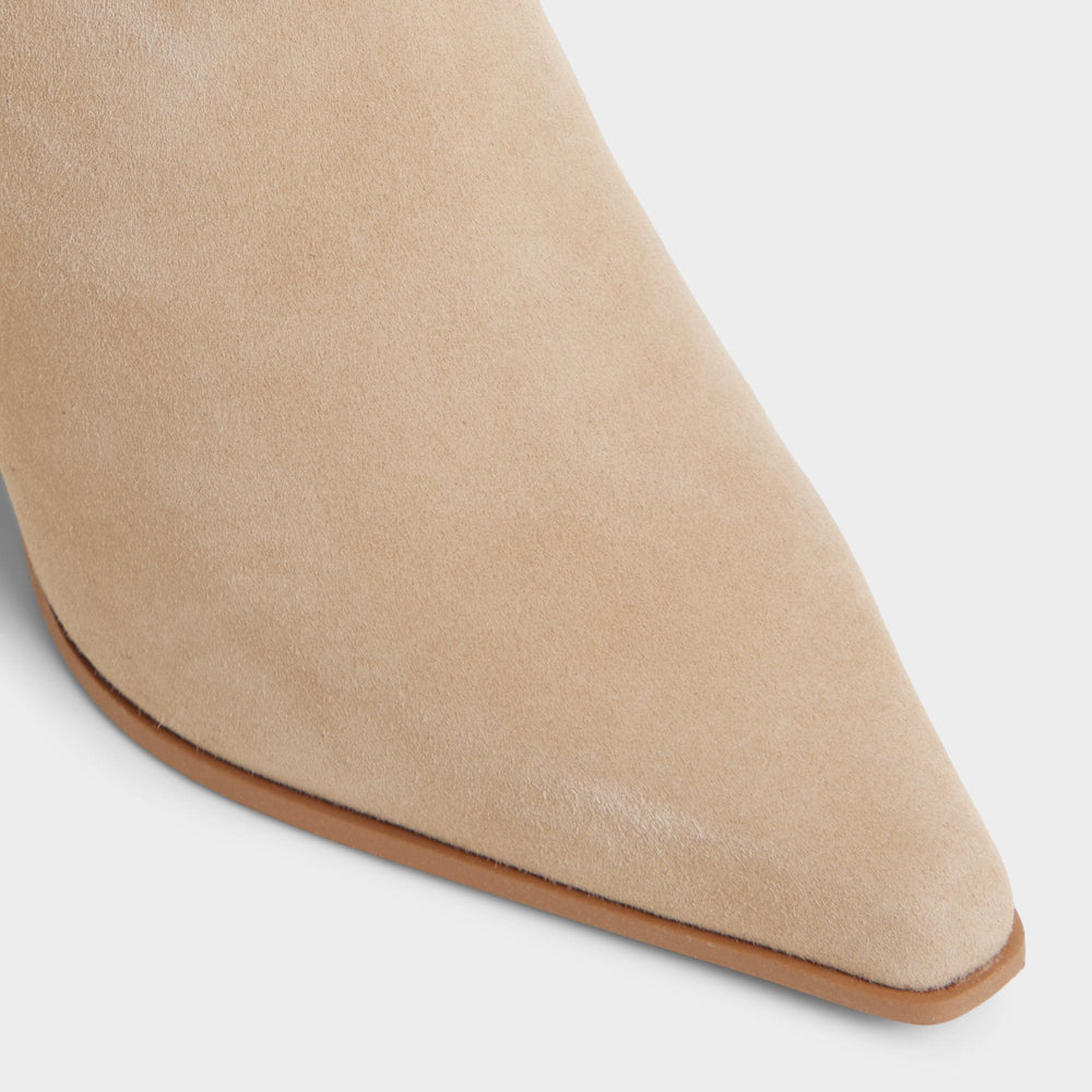 Block heel Shanah in Light Beige - Ankle boot