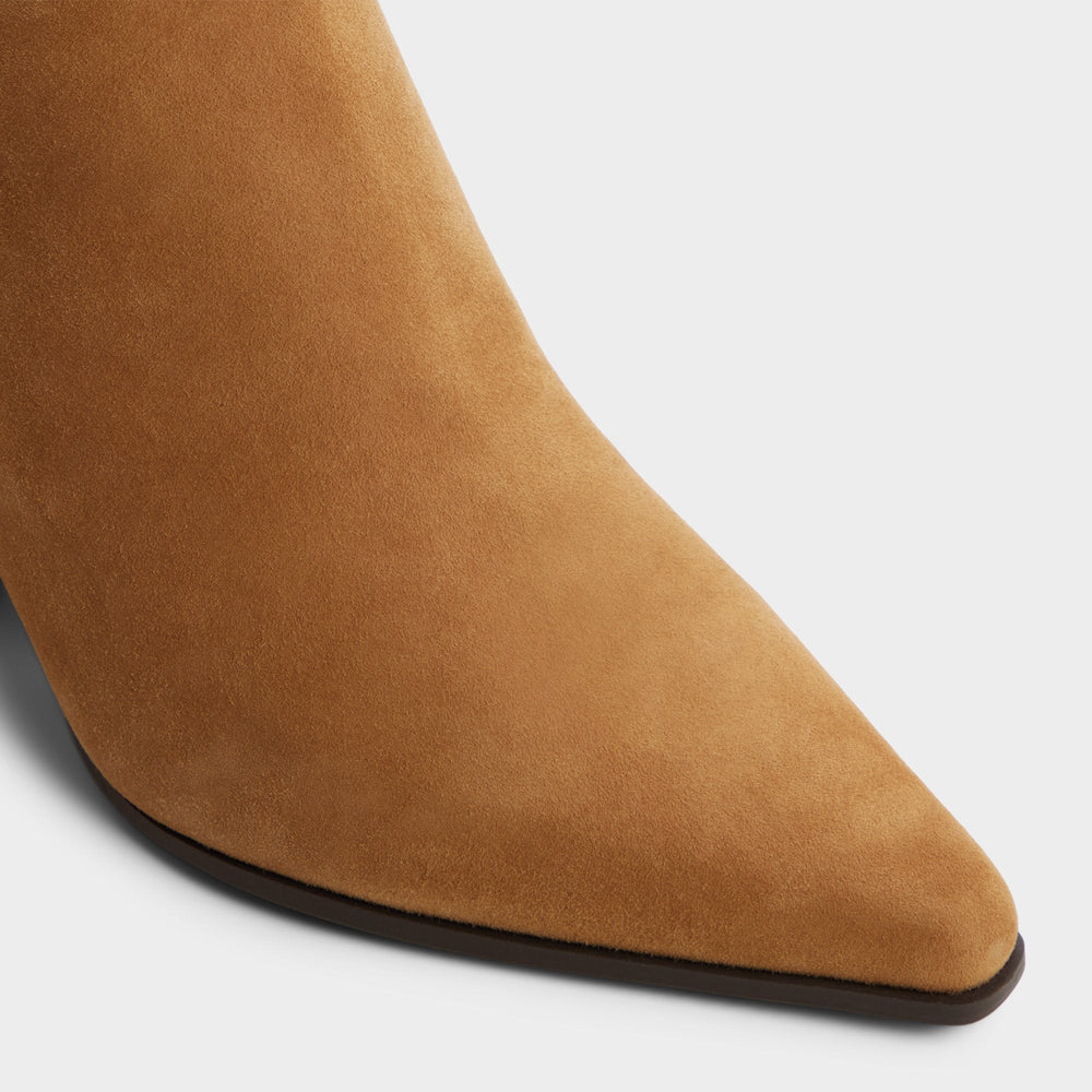 Shaniah in Light Brown - Ankle boot Block heel