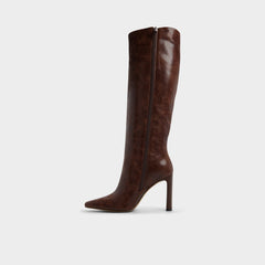 Elyne in Medium Brown - Knee-high boot