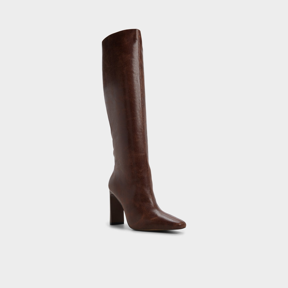 Elyne in Medium Brown - Knee-high boot