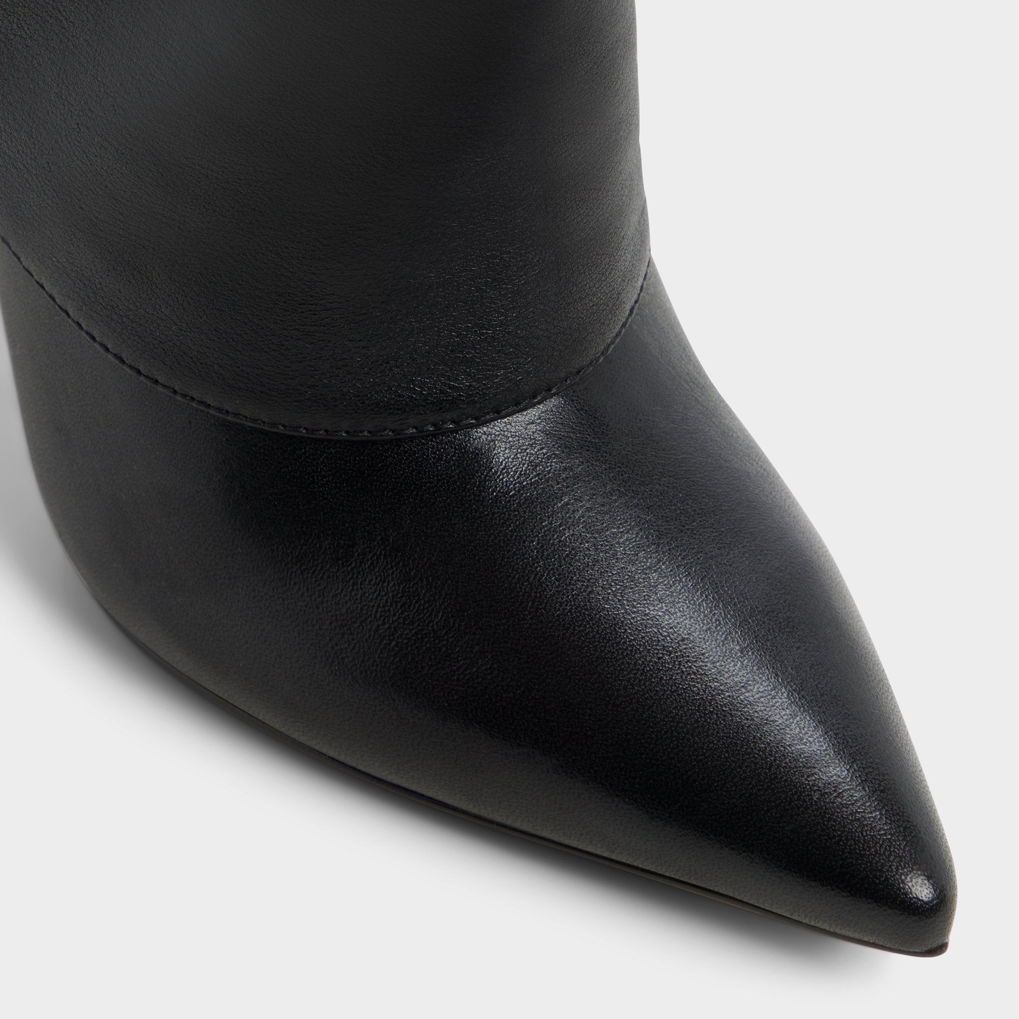 Stiletto heel Lenoria in Black - Knee-high boot