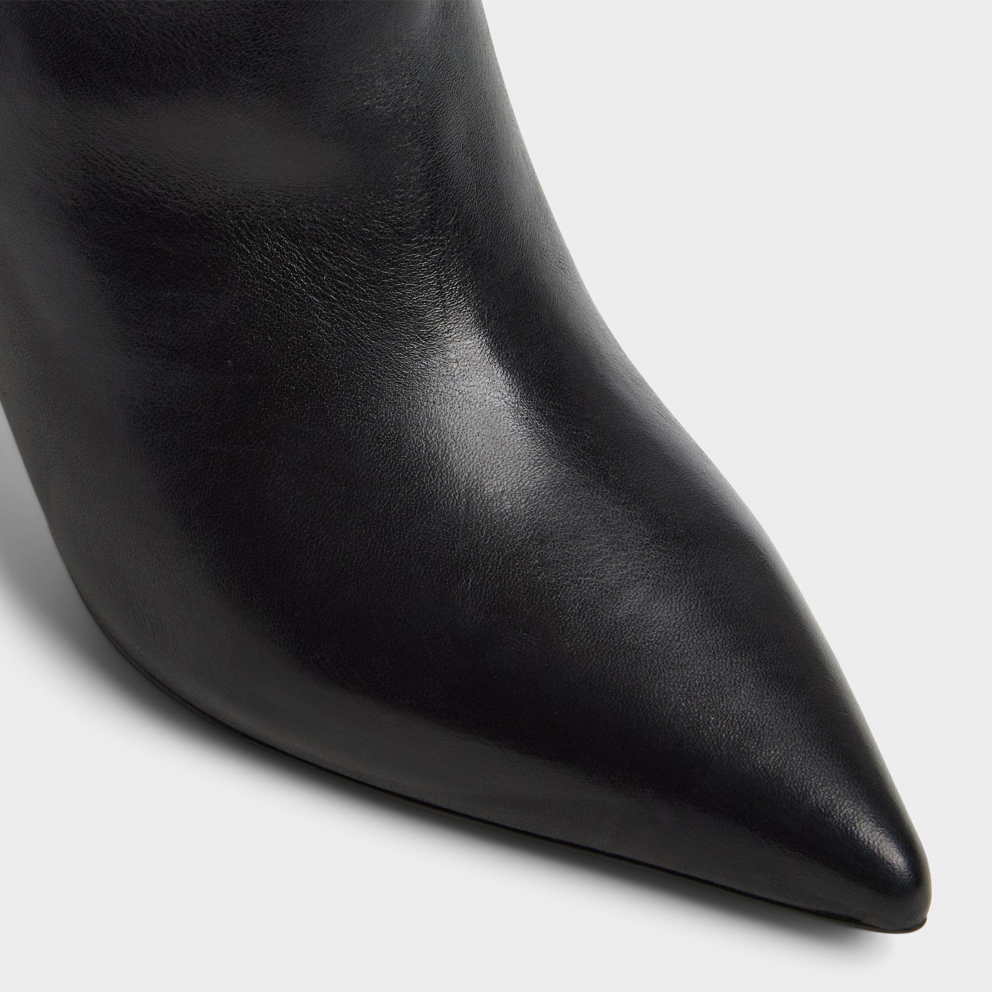 Saphiria in Wc Black - Knee-high boot Stiletto heel