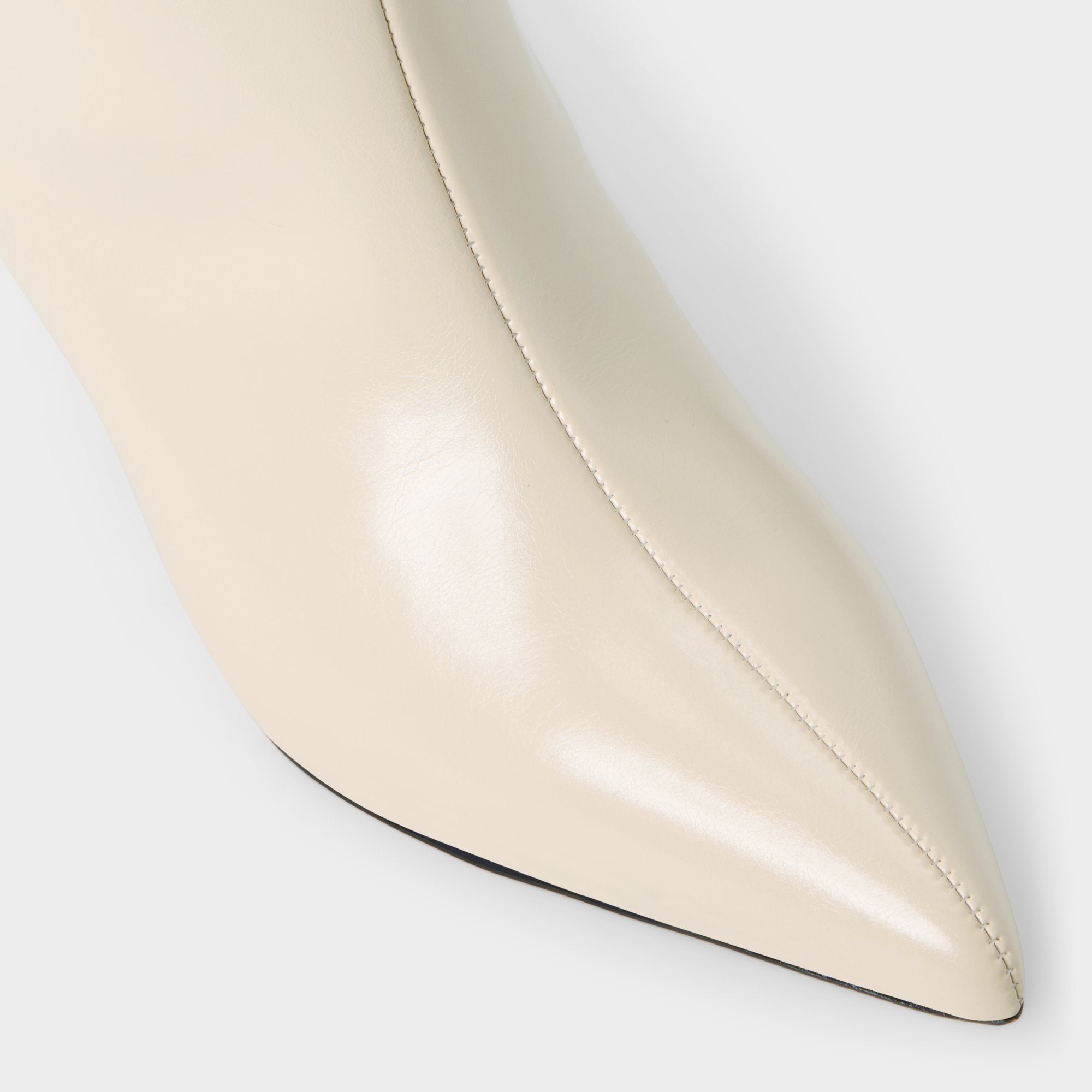 Selora-wc in Cream - Knee-high boot Stiletto heel