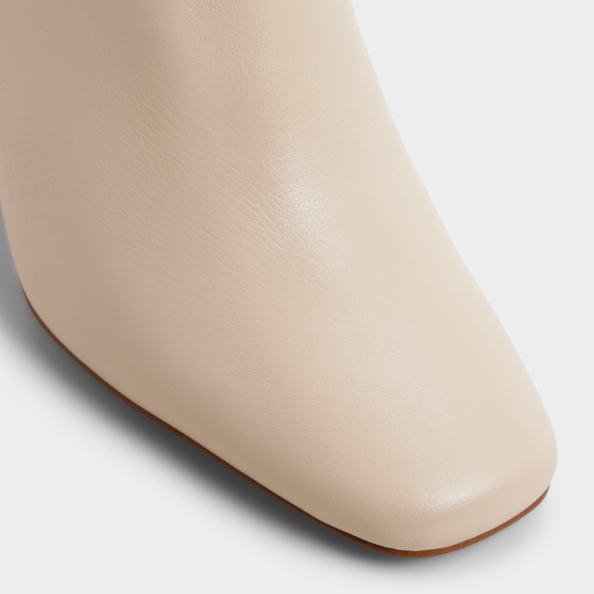 Helana in Cream - Knee-high boot Block heel