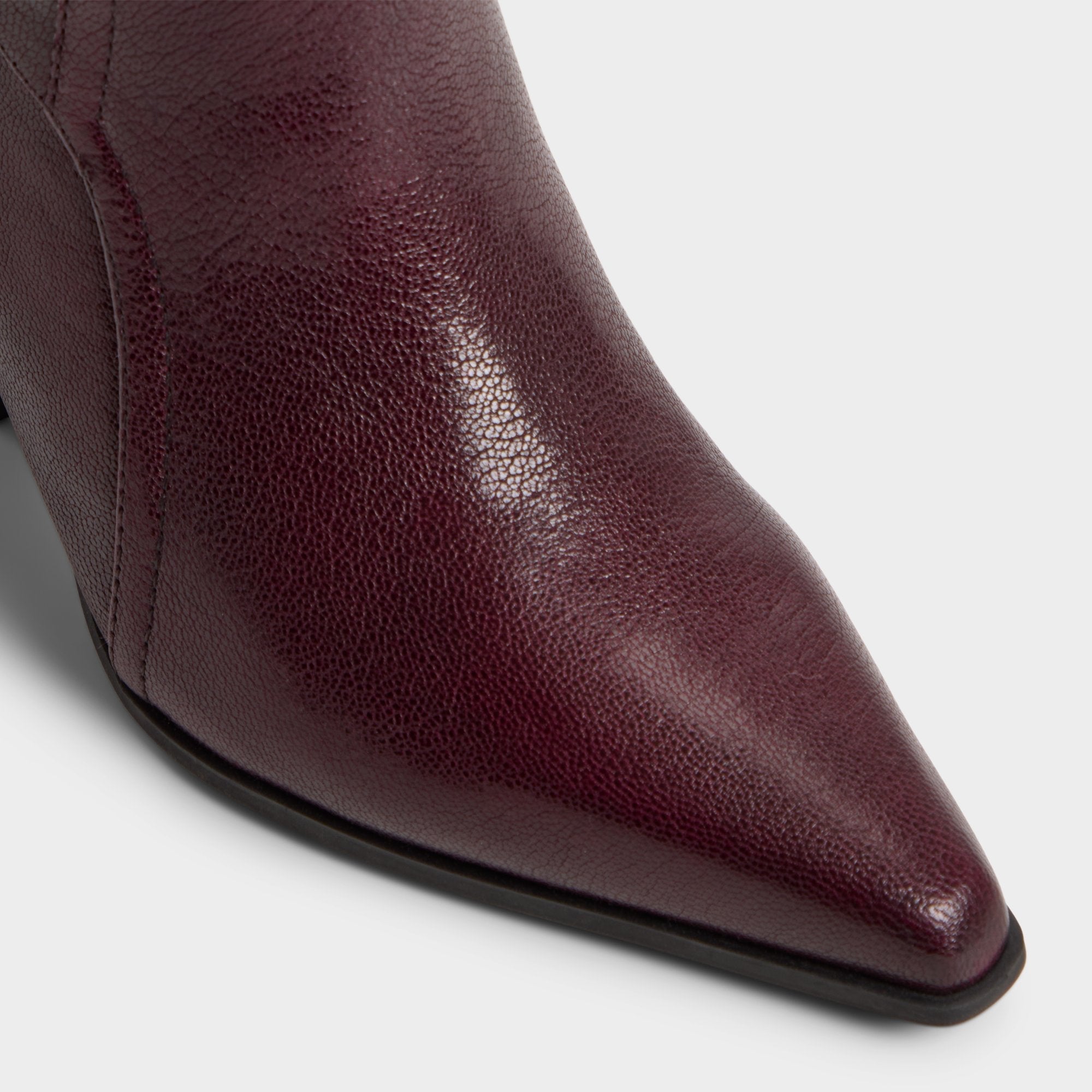Saddle in Bordo - Knee-high boot Block heel