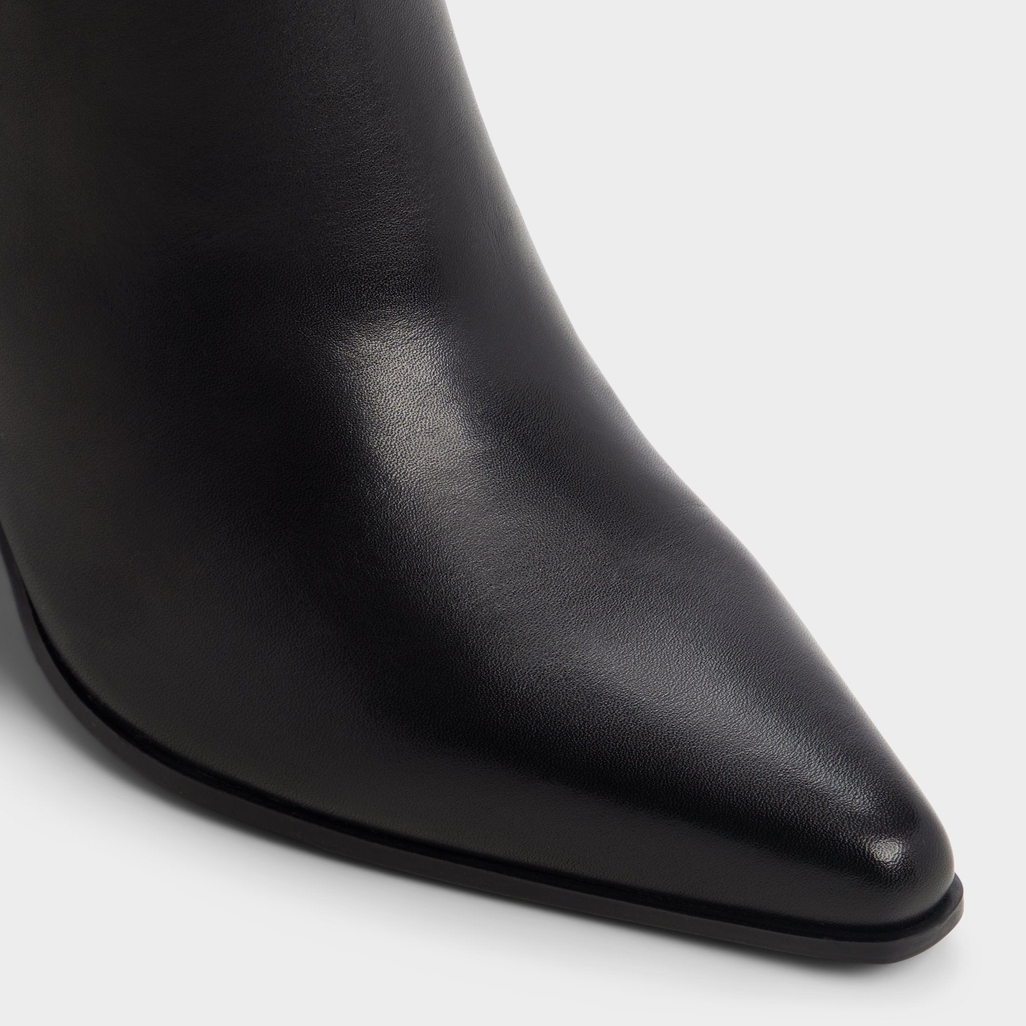 Block heel Kaelya in Black - Knee-high boot