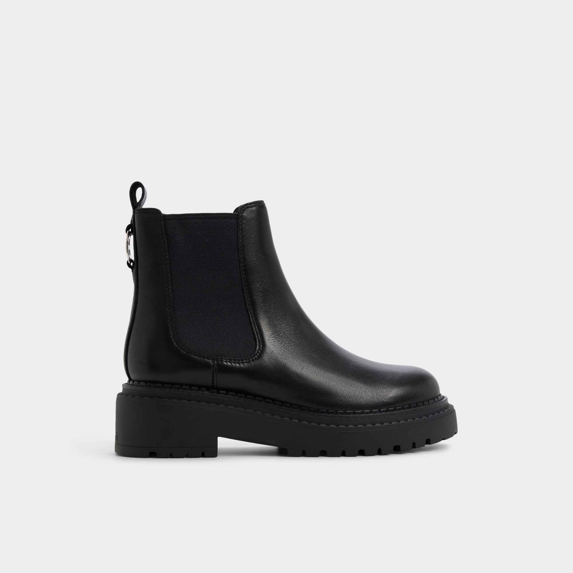 Bestina in Black - Chelsea boot Lug sole