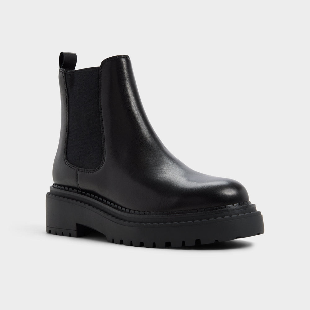 Bestina in Black - Chelsea boot Lug sole