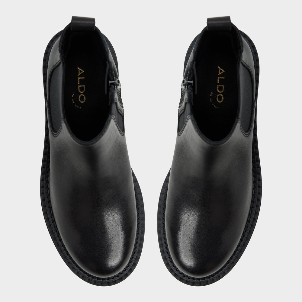Bestina in Black - Chelsea boot Lug sole