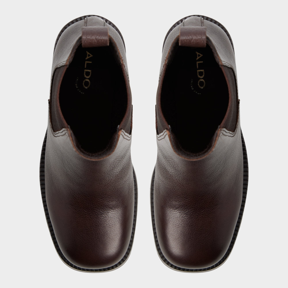 Lug sole Anneliese in Medium Brown - Chelsea boot
