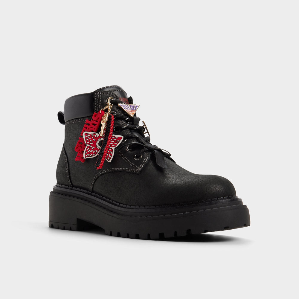 Therift in Black - Women's hiking boot