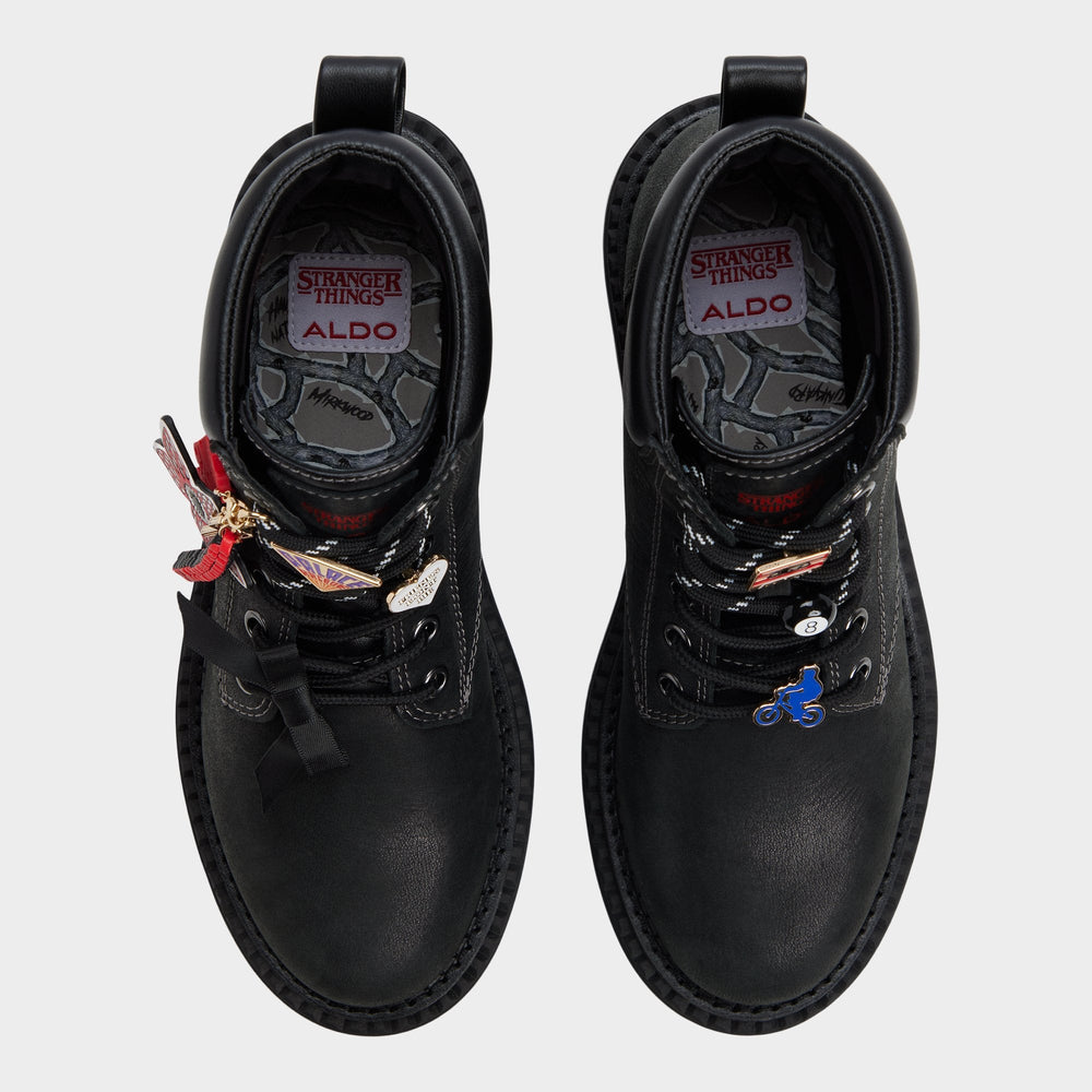 Therift in Black - Women's hiking boot