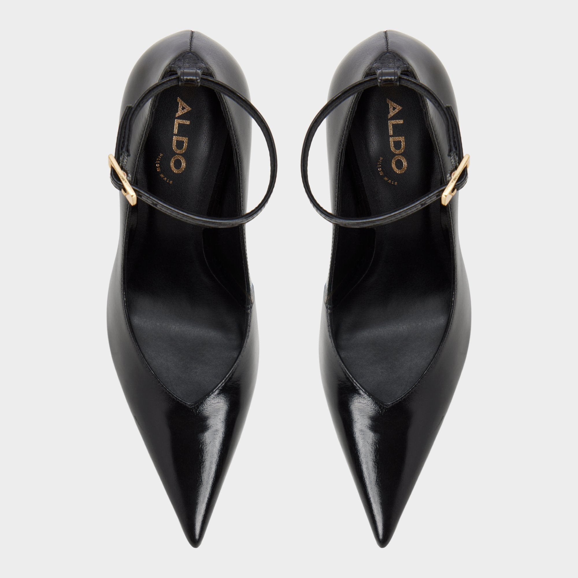 Zaira in Black - Pump Stiletto heel
