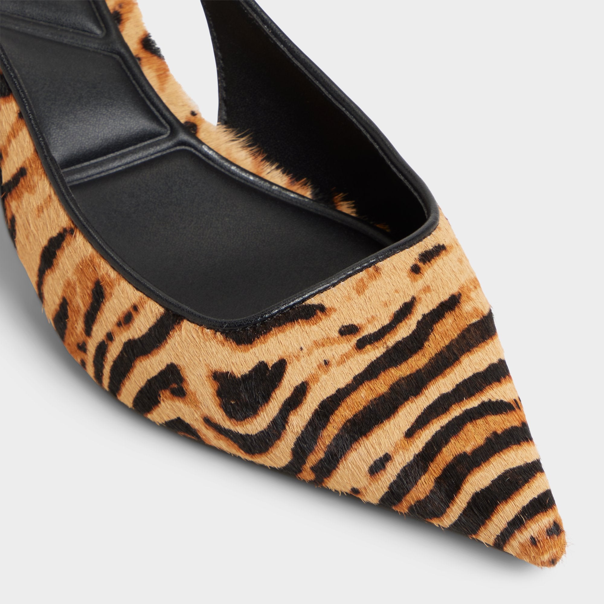 Leanah in Open Brown - Slingback heel Kitten heel