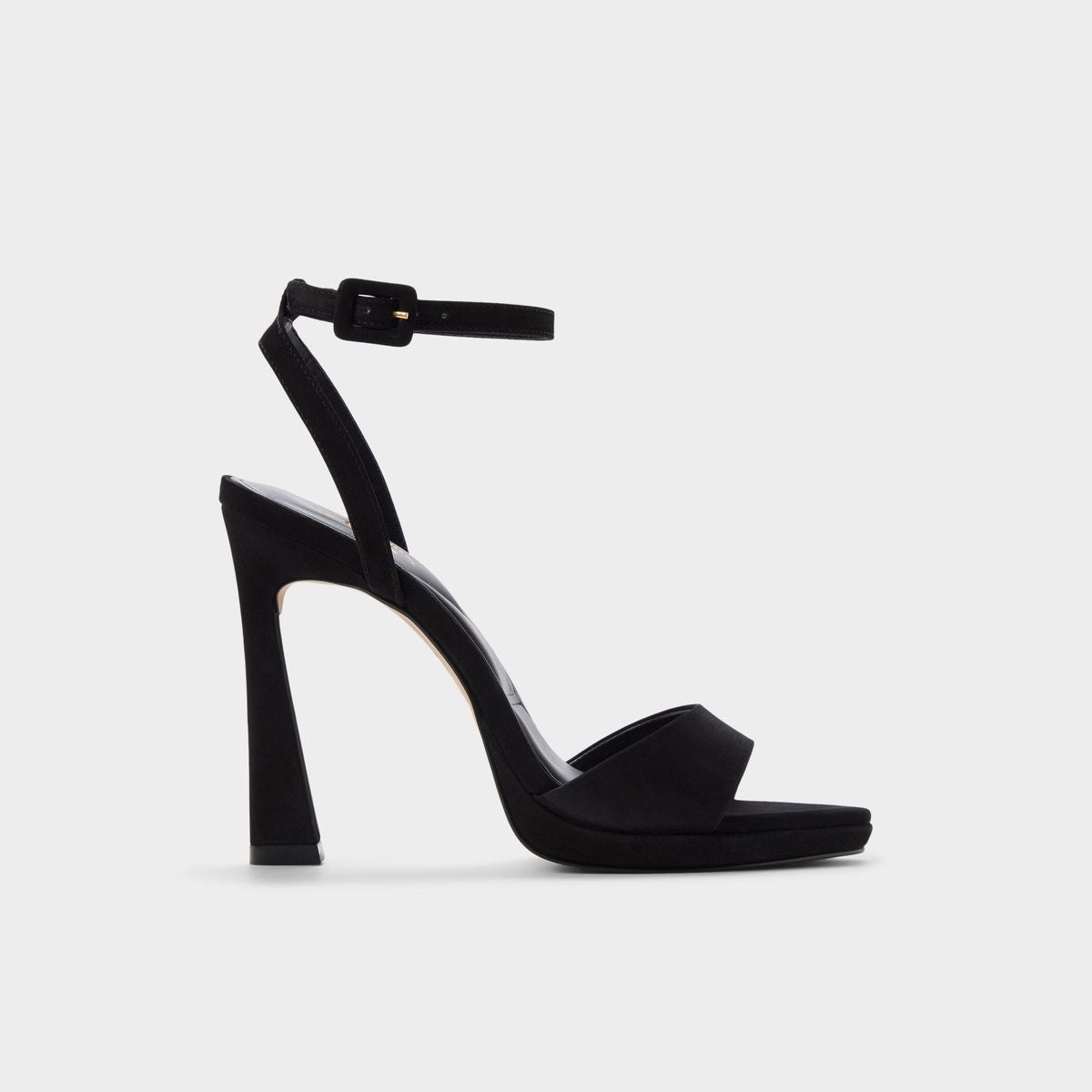 Ivette in Black - Heeled sandal Platform